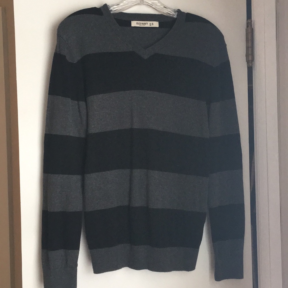 Men’s sweater
